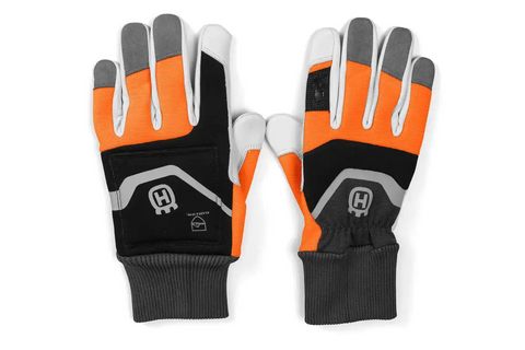 Functional Chainsaw Protective Gloves