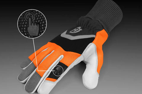 Functional Chainsaw Protective Gloves