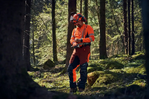Suspenders (buttons) for chainsaw pants