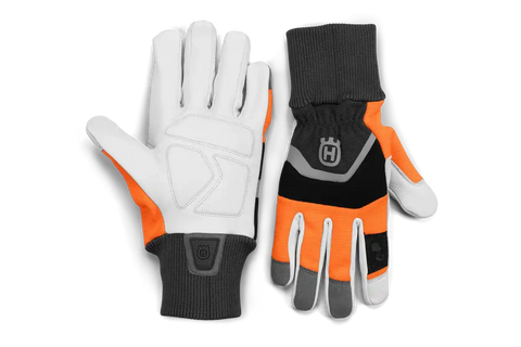 Functional Chainsaw Protective Gloves